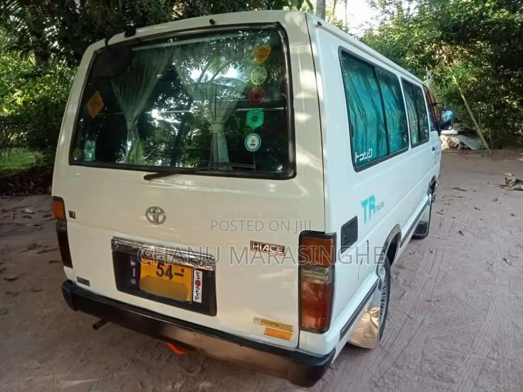 Toyota Shell 1989 Van (Used)