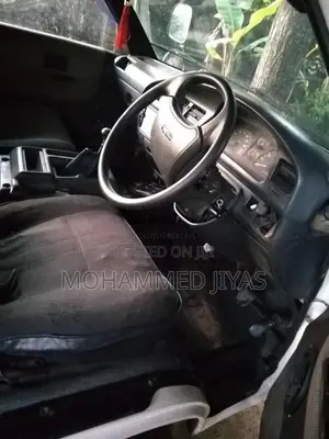 Toyota CR27 1991 Van (Used)