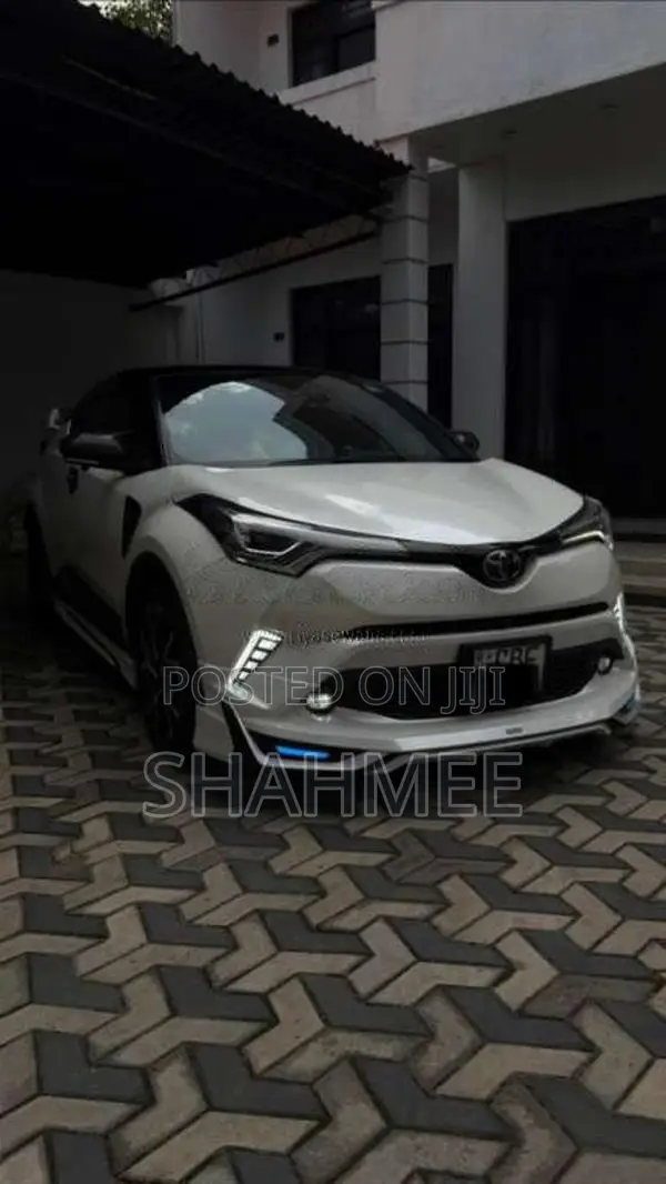 Toyota CHR 2018 SUV (Used)