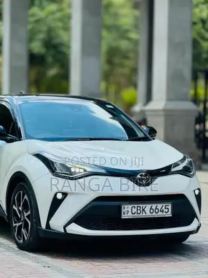 Toyota CHR 2020 SUV (Used)
