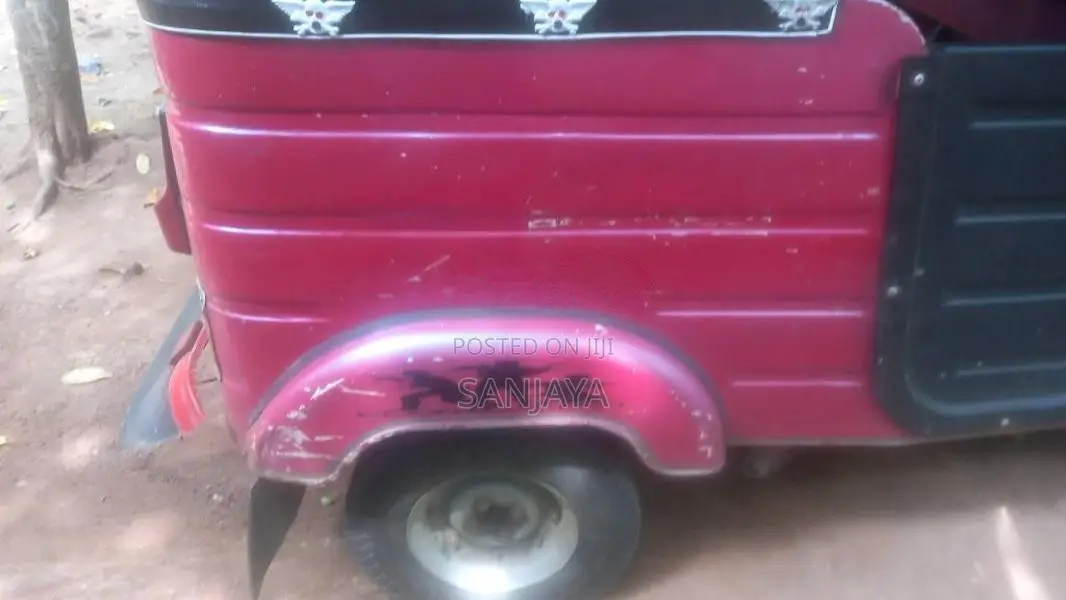 Bajaj 2 stroke 2001 Three Wheel (Used)