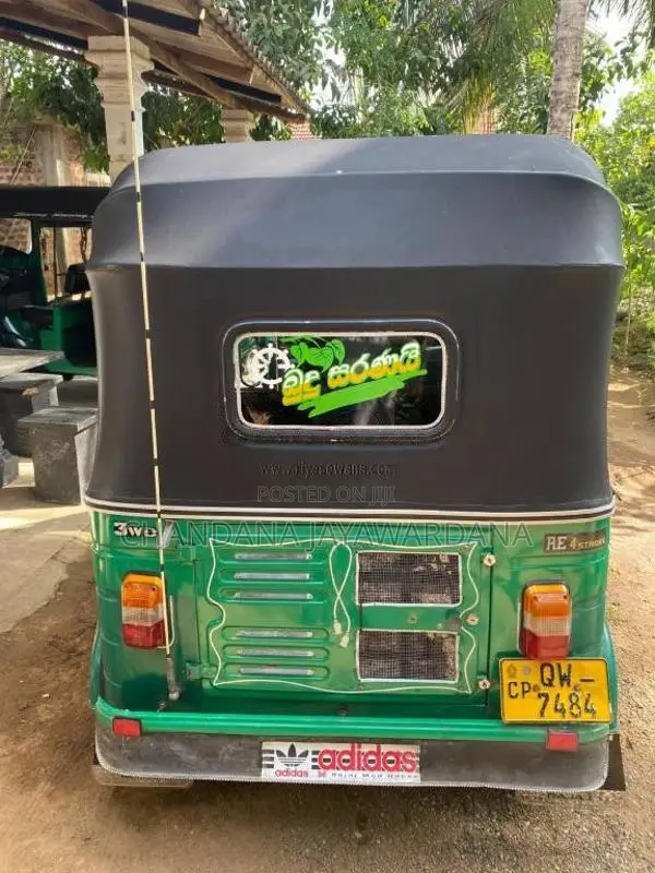 Bajaj 4 Stroke 2010 Three Wheel (Used)