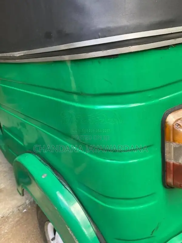 Bajaj 4 Stroke 2010 Three Wheel (Used)