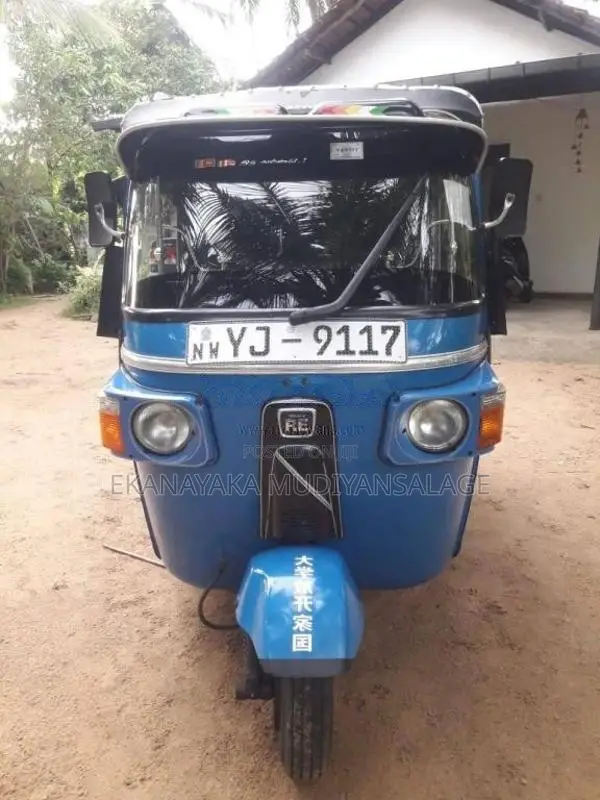 Bajaj RE 205 2012 Three Wheel (Used)