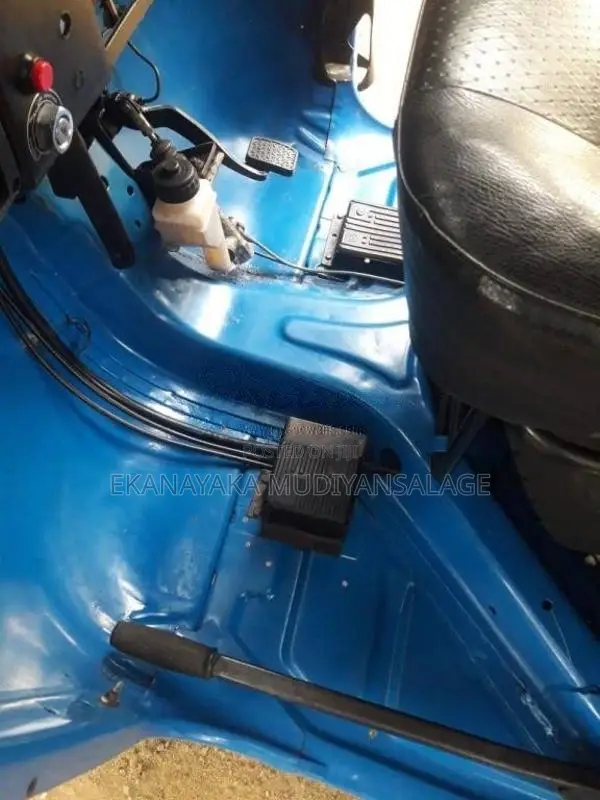 Bajaj RE 205 2012 Three Wheel (Used)