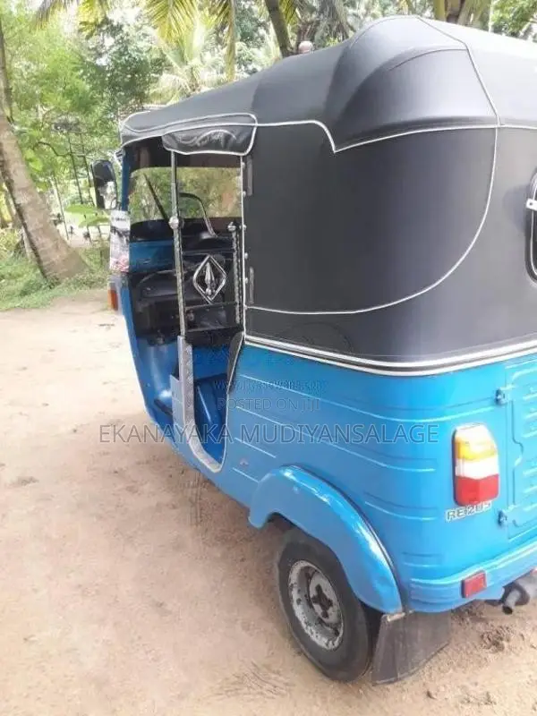 Bajaj RE 205 2012 Three Wheel (Used)