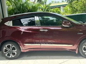 Honda Vezel 2014 SUV (Used)