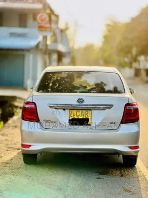 Toyota Axio 2016 Car (Used)