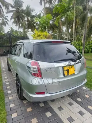 Honda Fit Shuttle 2014 Car (Used)