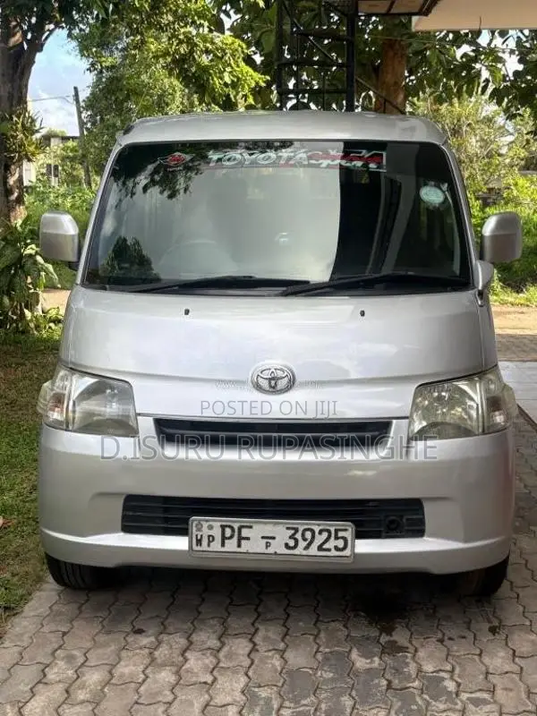 Toyota TownAce S402 2009 Van (Used)