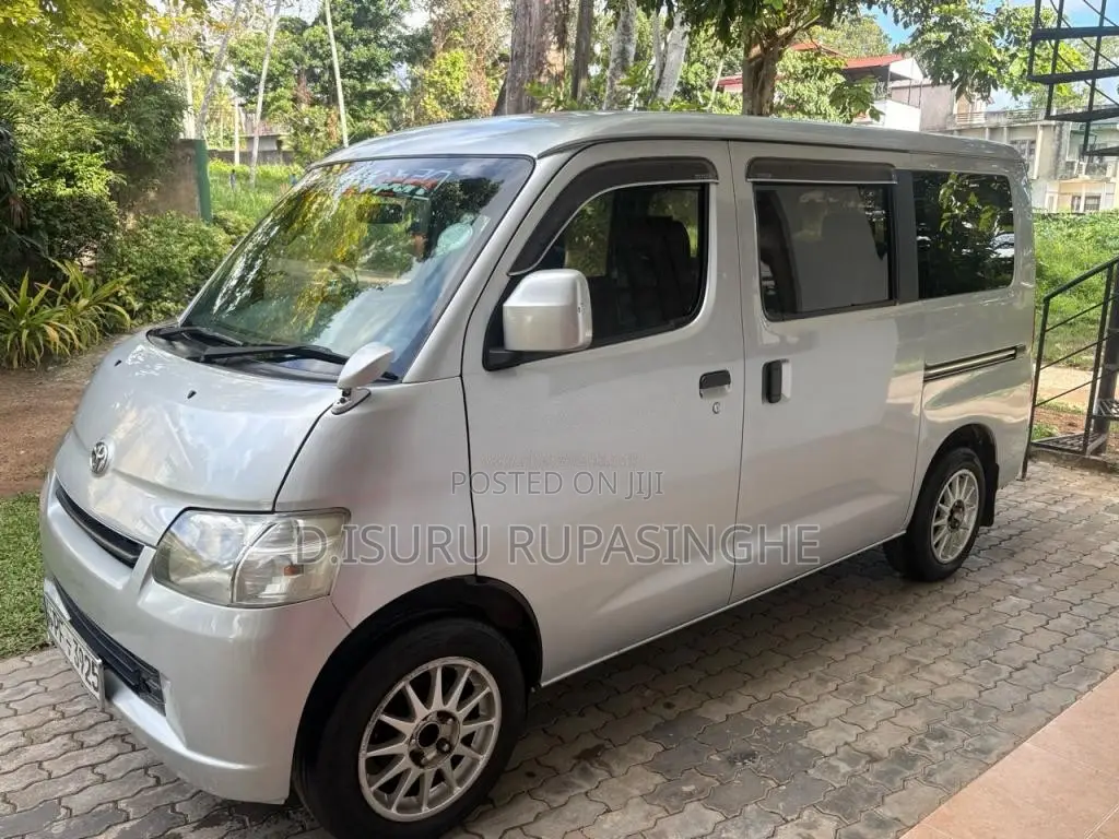 Toyota TownAce S402 2009 Van (Used)
