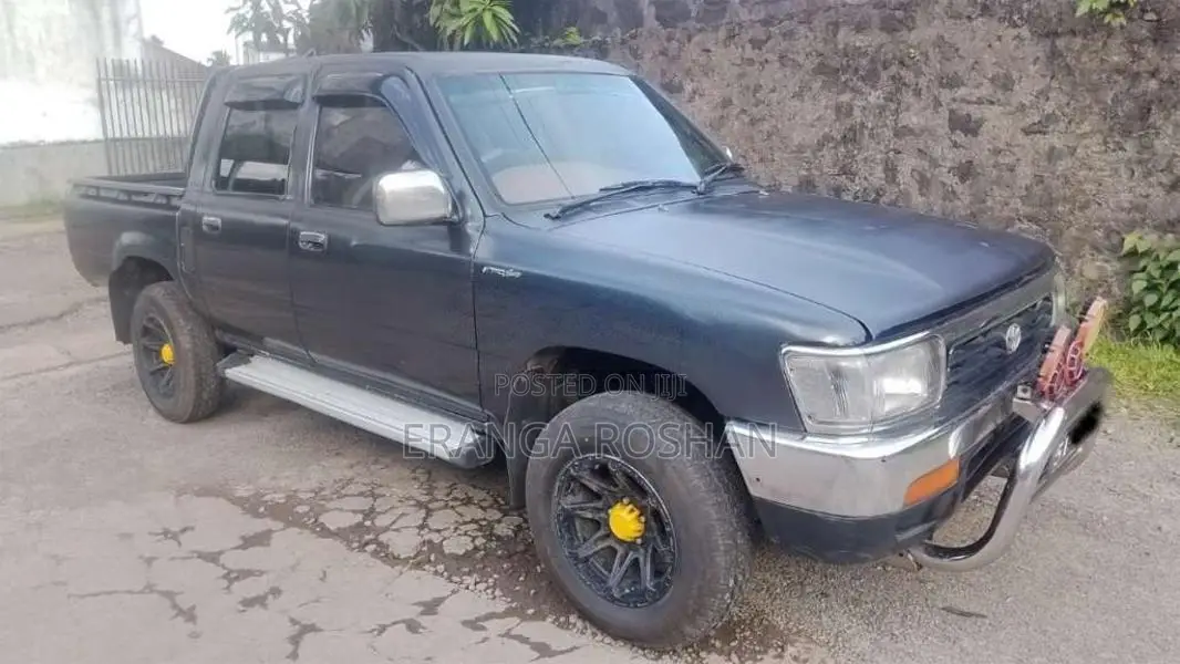 Toyota Hilux LN85 1990 Pickup (Used)