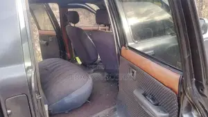 Toyota Hilux LN85 1990 Pickup (Used)