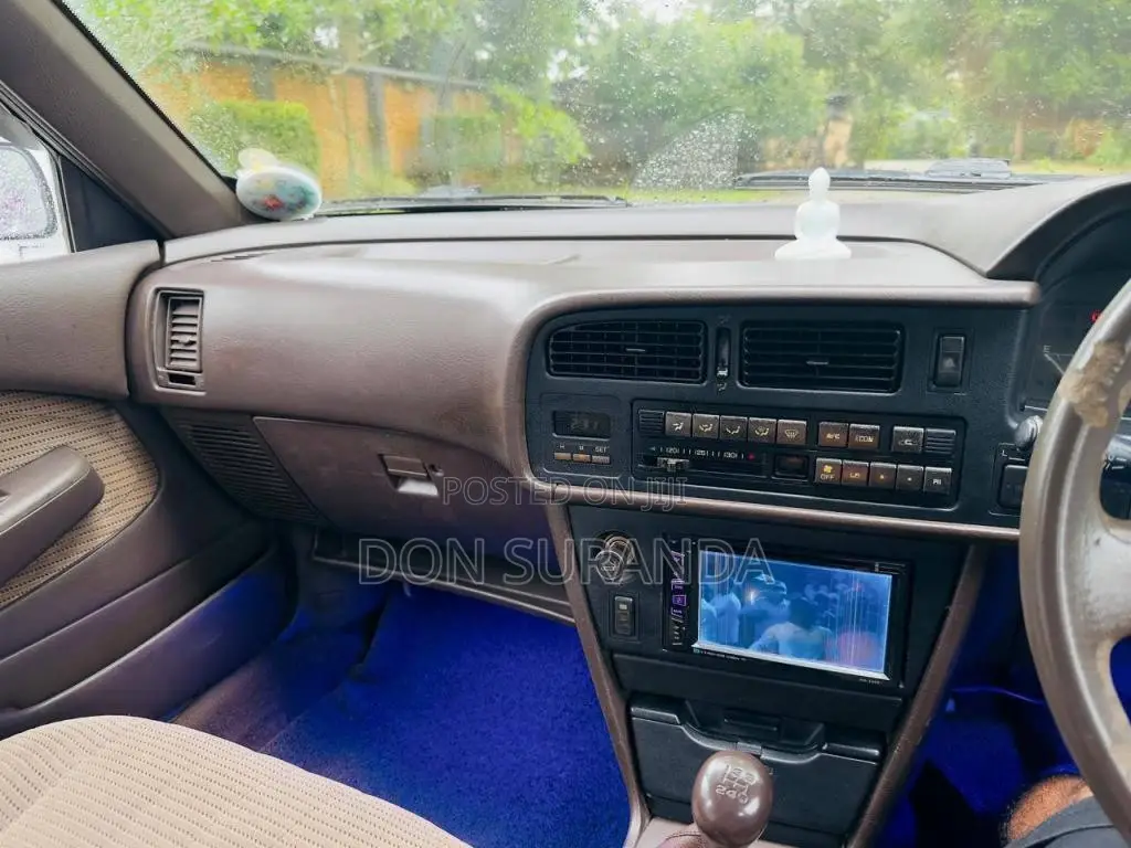 Toyota Carina 170 1990 Car (Used)
