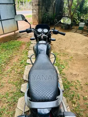 Bajaj Platina 2007 Motorbike (Used)