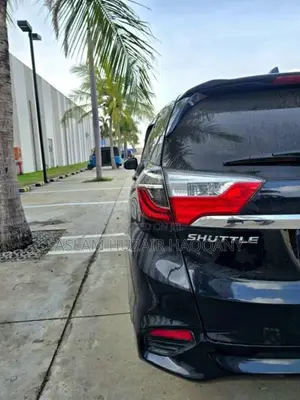 Honda Gp7 Shuttle 2015 Car (Used)