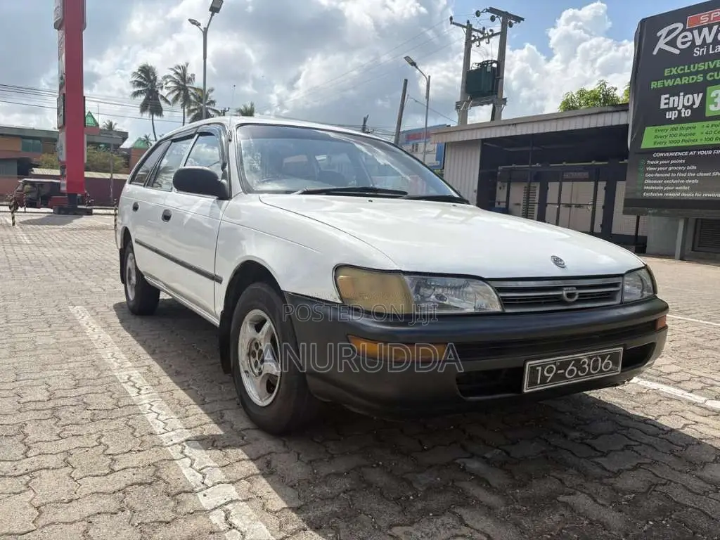 Toyota Corolla DX Elephant Back 1993 Car (Used)