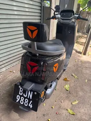 Yadea EPOC 2025 Motorbike (Used)