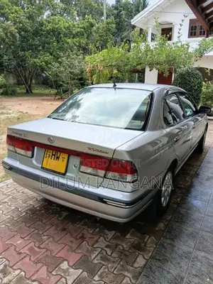 Nissan Ex Saloon 2000 Car (Used)