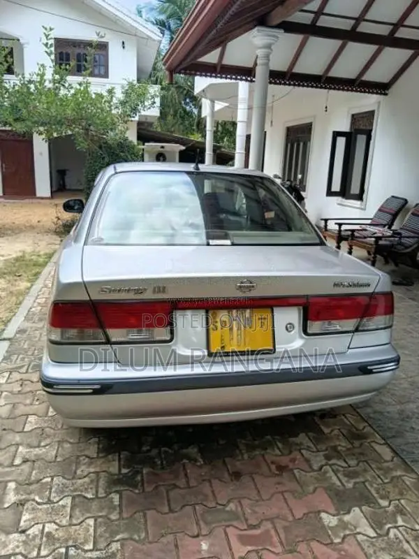 Nissan Ex Saloon 2000 Car (Used)