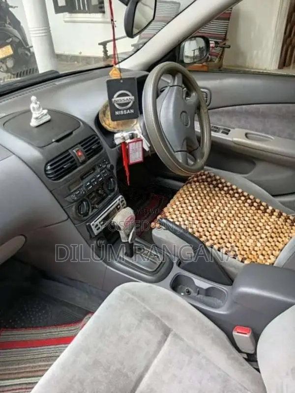 Nissan Ex Saloon 2000 Car (Used)