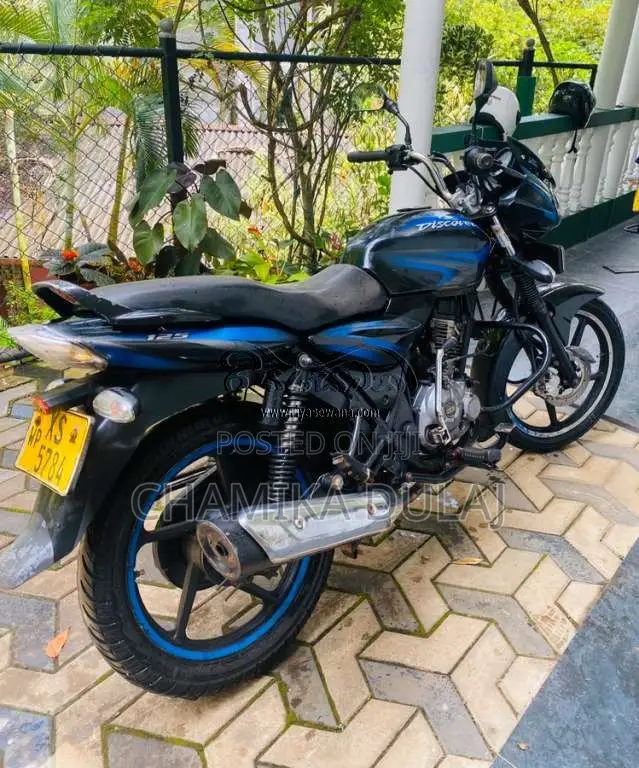 Bajaj Discover 2012 Motorbike (Used)
