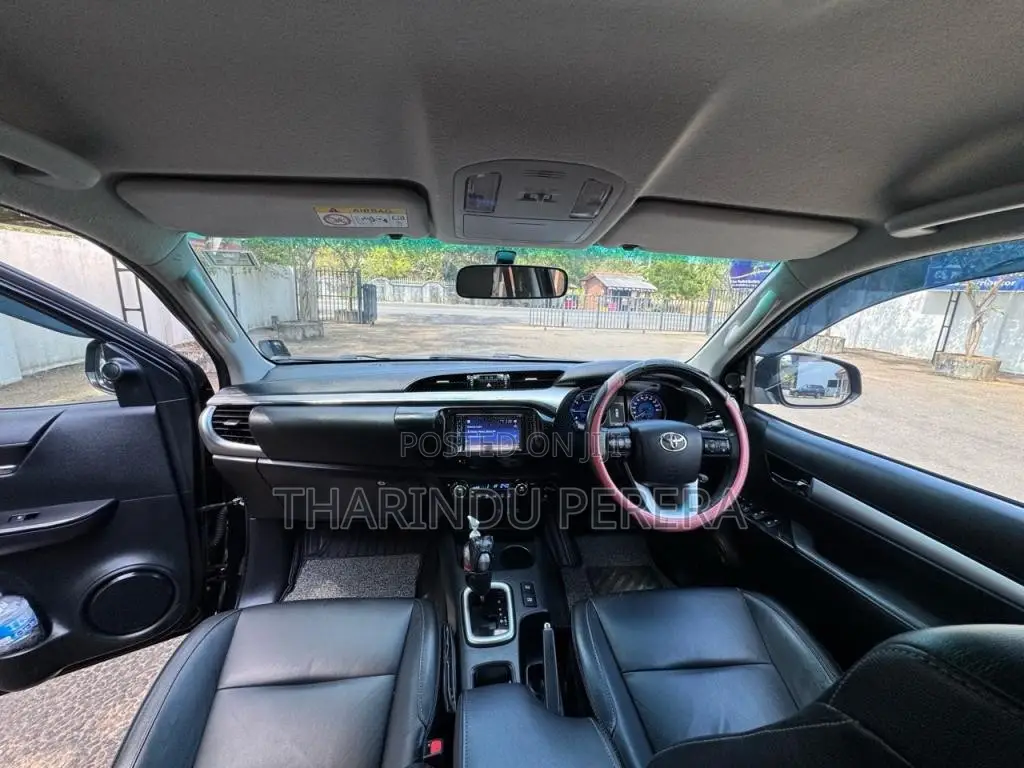 Toyota Hilux 2020 Pickup (Used)