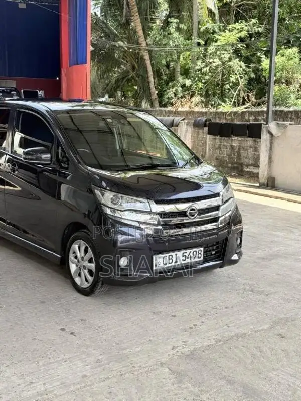 Nissan Dayz Highway Star 2017 Car (Used)