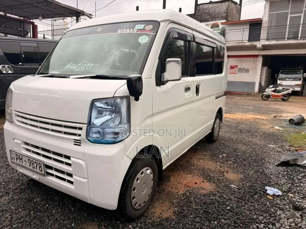 Nissan Clipper 2016 Van (Used)
