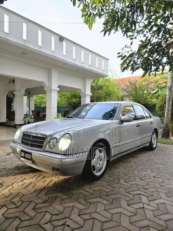 Mercedes-Benz W210 1997 Car (Used)