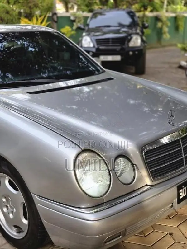 Mercedes-Benz W210 1997 Car (Used)