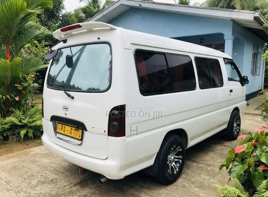 Hyundai H100 2000 Van (Used)