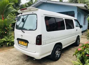 Hyundai H100 2000 Van (Used)