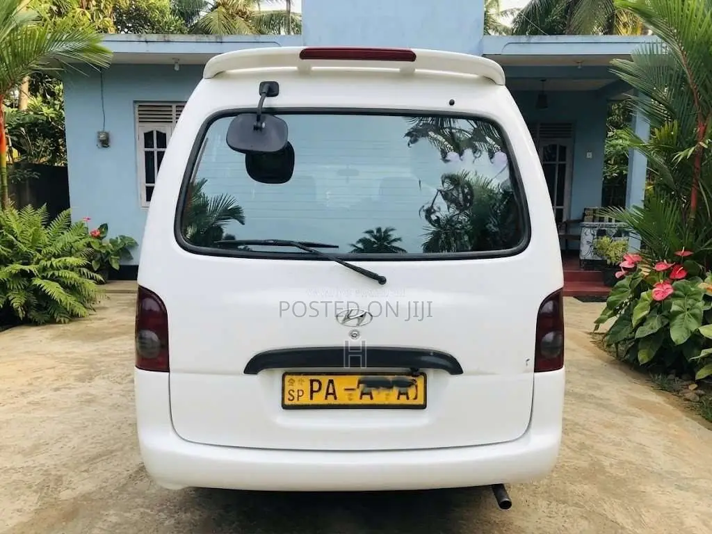 Hyundai H100 2000 Van (Used)