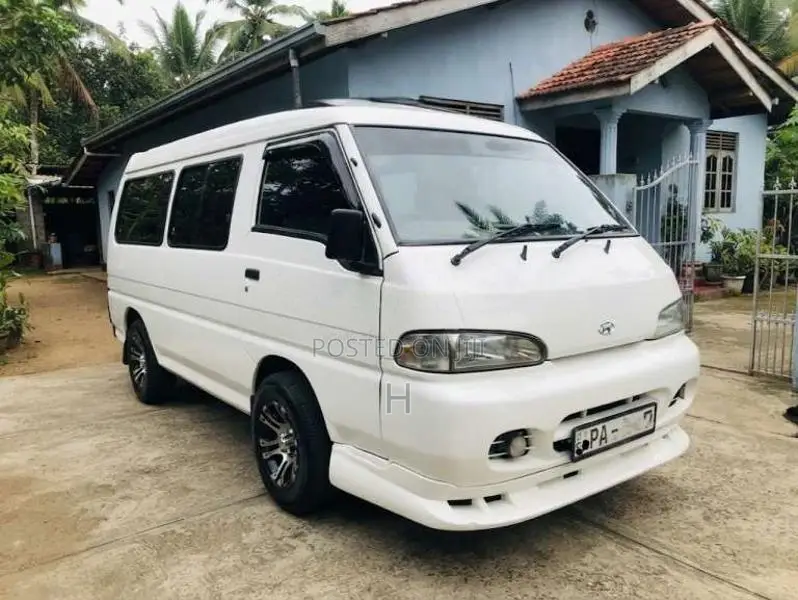 Hyundai H100 2000 Van (Used)