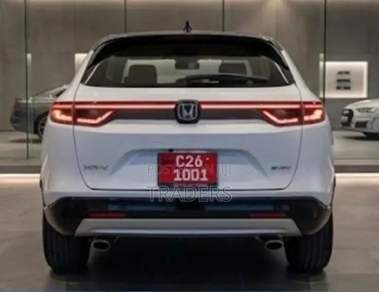 Honda VEZEL Z PLAY MOON ROOF B NEE 2025 SUV Brand New