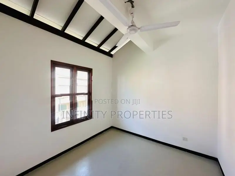 02 Story Houses With 20 P Sale At Katubeda Moratuwa