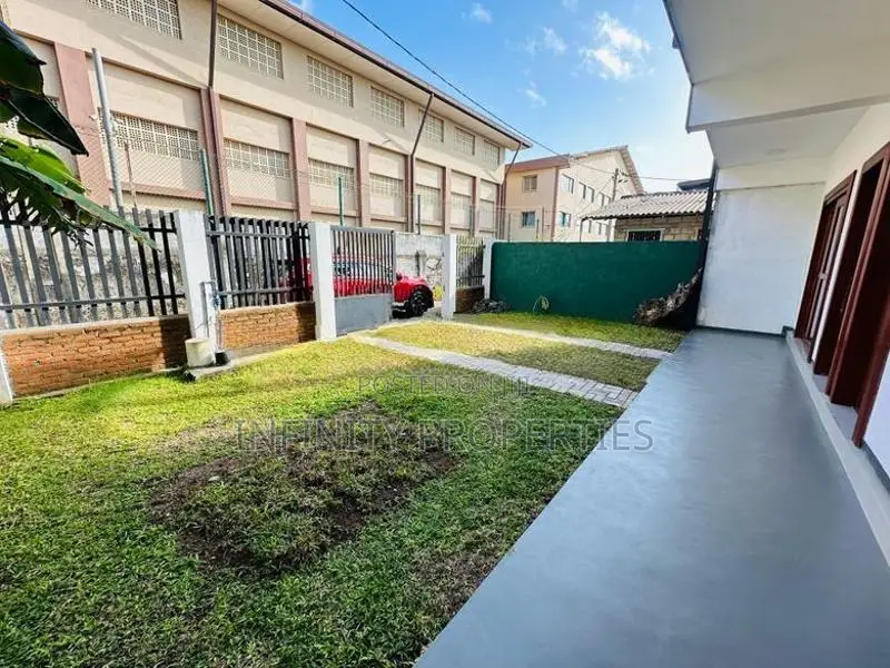 02 Story Houses With 20 P Sale At Katubeda Moratuwa