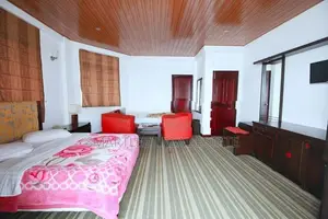 Hotel for Sale in Nuwara Eliya