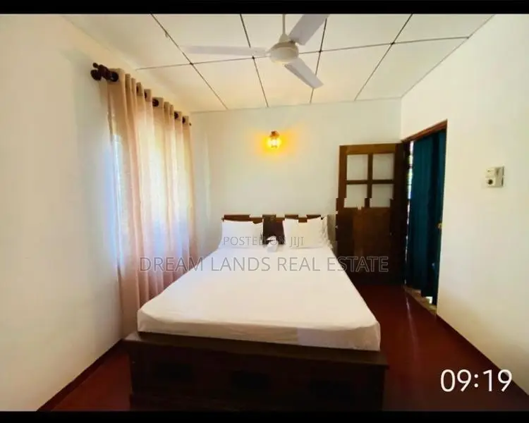 ☆ Hikkaduwa 2 Houses For Sale ( RHS - 483)