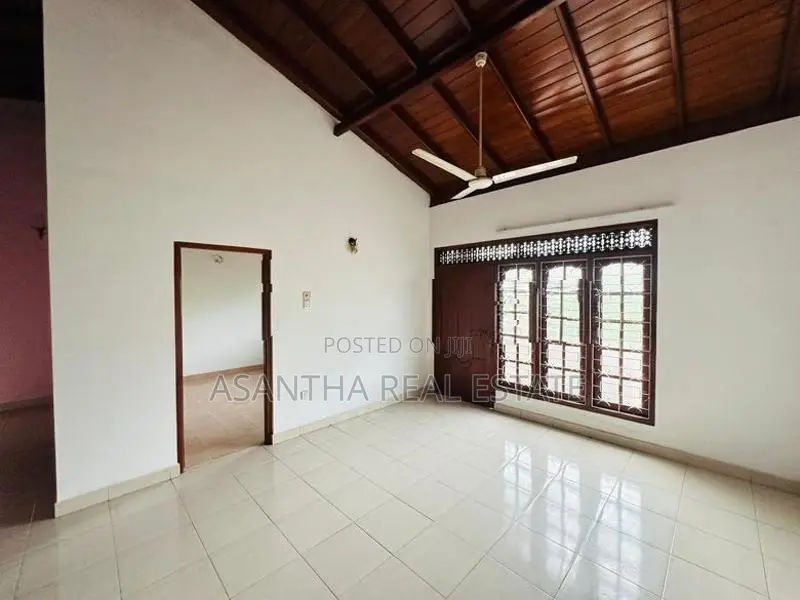 02 Story House With 31 P Sale At Kibulawela Kotte