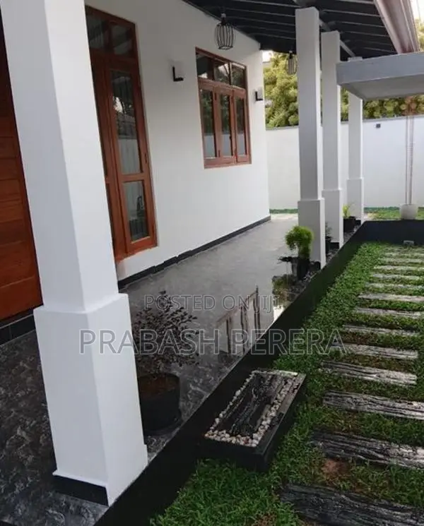 Single Storeyed House for Sale in Homagama