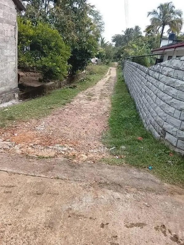 LAND FOR SALE IN BANDARAGAMA (SP1060)