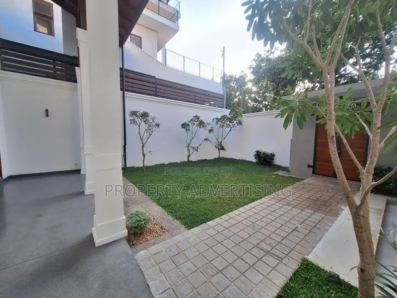 Super House for Sale in Pitakotte