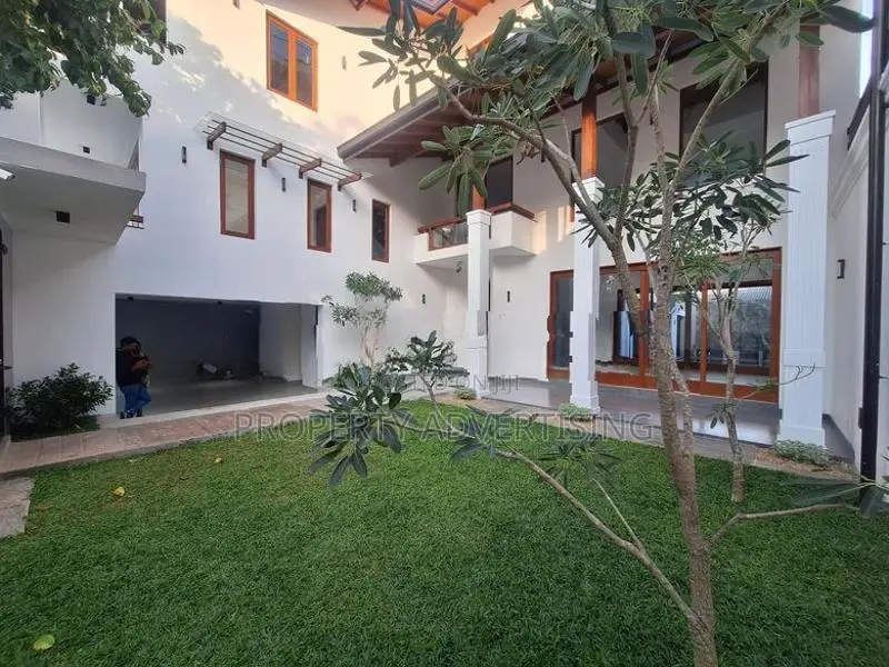 Super House for Sale in Pitakotte