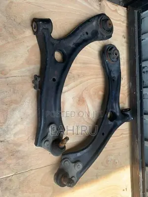 Honda Vezel Lower Arm