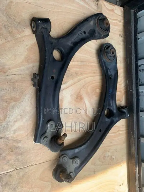 Honda Vezel Lower Arm