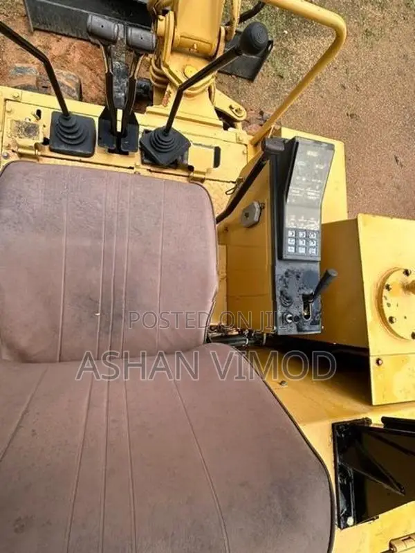 Mitsubishi ME 20 Excavator
