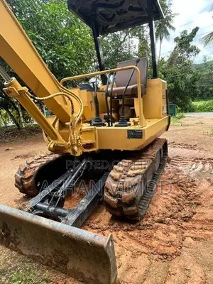 Mitsubishi ME 20 Excavator