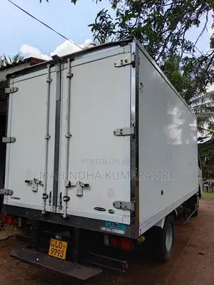 Mitsubishi Fuso Canter Freezer 14.5